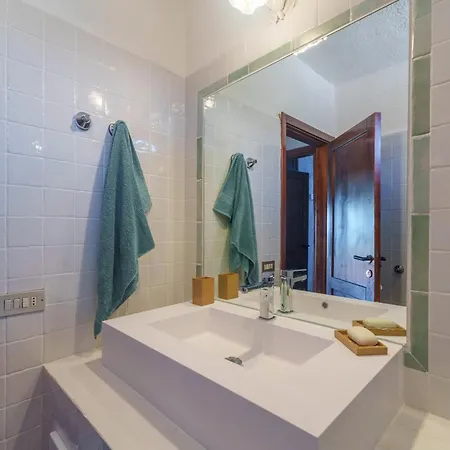 Апартаменты I Sugheri Porto Istana